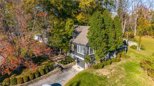 68305 Rolling Acres Drive, St Clairsville, OH 43950