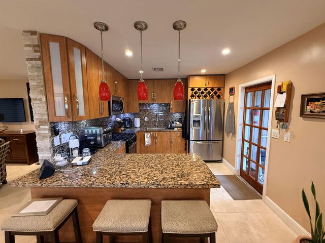 5170 Palm Avenue, Hialeah, FL 33012