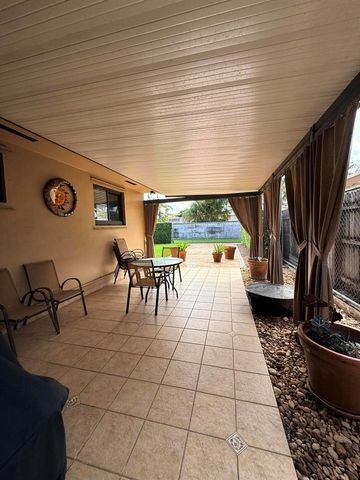 5170 Palm Avenue, Hialeah, FL 33012