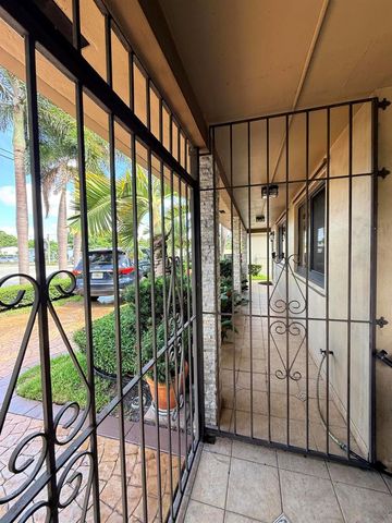 5170 Palm Avenue, Hialeah, FL 33012