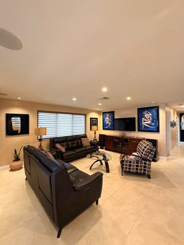 5170 Palm Avenue, Hialeah, FL 33012