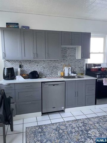 119 Buffalo Avenue 3, Paterson, NJ 07503