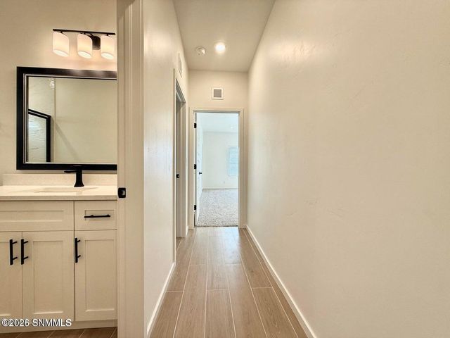 7525 Clarion Way, Las Cruces, NM 88012