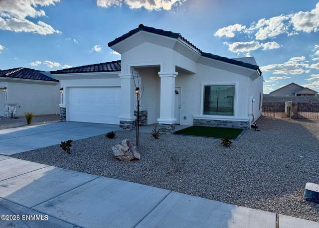 7525 Clarion Way, Las Cruces, NM 88012