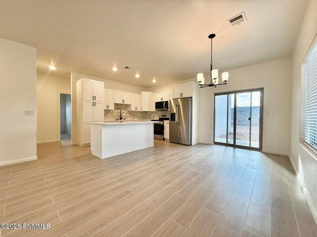 7525 Clarion Way, Las Cruces, NM 88012