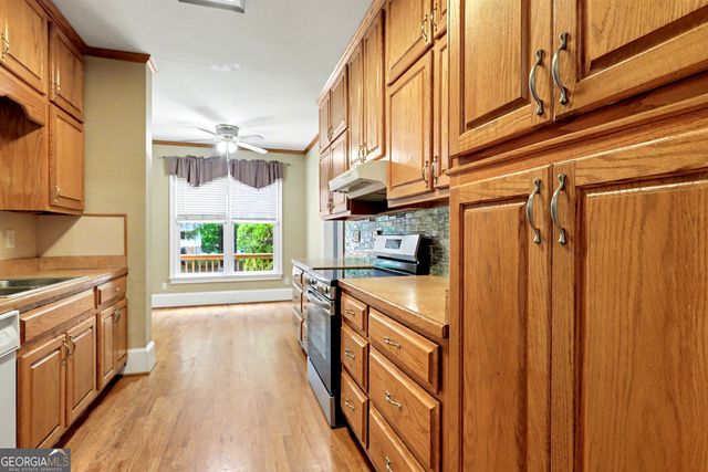 107 Big Oak Drive, Barnesville, GA 30204