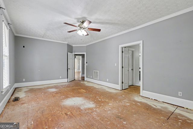 107 Big Oak Drive, Barnesville, GA 30204