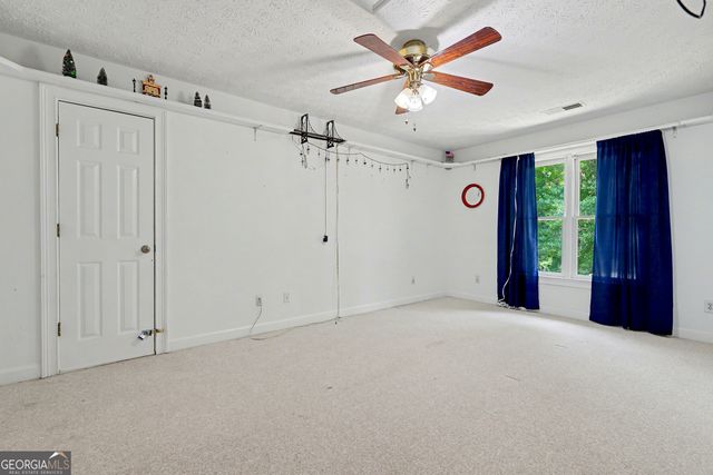 107 Big Oak Drive, Barnesville, GA 30204