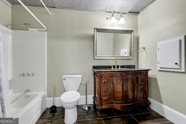 107 Big Oak Drive, Barnesville, GA 30204