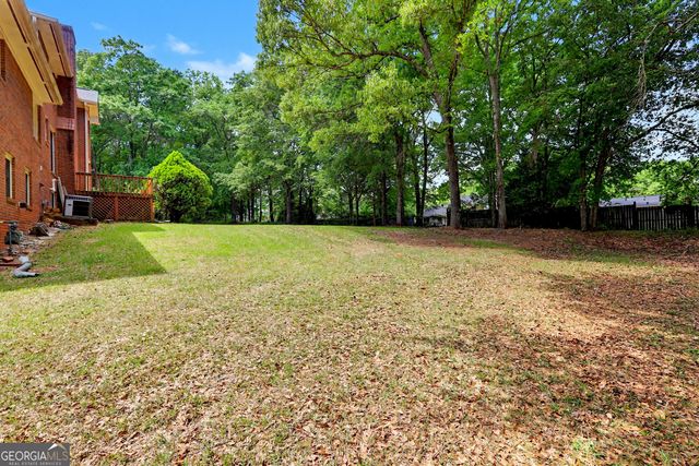 107 Big Oak Drive, Barnesville, GA 30204