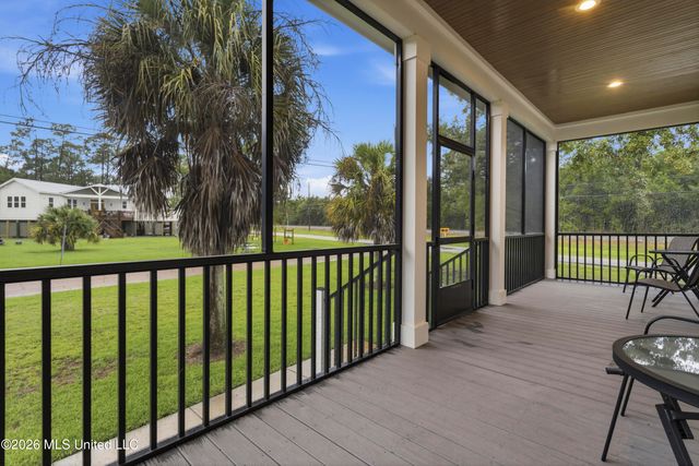 138 Lafitte Drive, Waveland, MS 39576