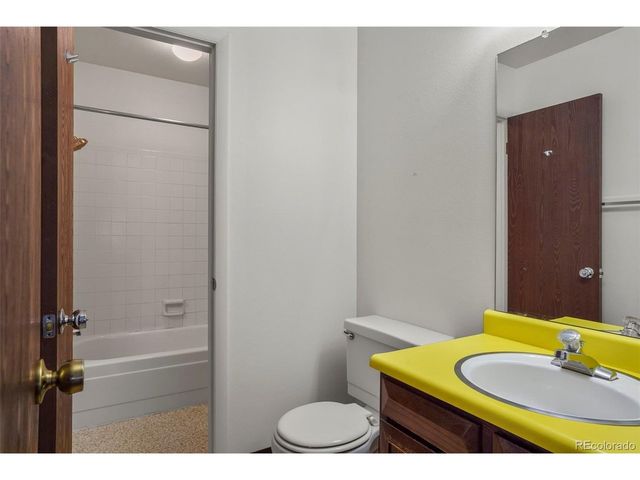 6926 W 87th Way 244, Arvada, CO 80003