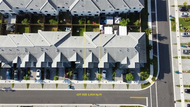 13416 SW 287th St A, Homestead, FL 33033