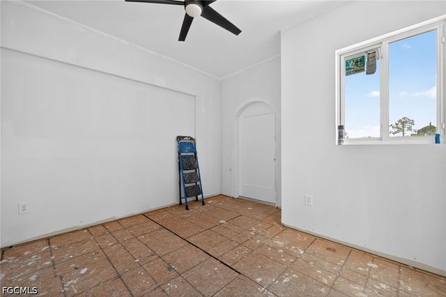 2665 Oil Well RD, Naples, FL 34120
