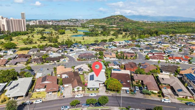 1360 Ala Puumalu Street, Honolulu, HI 96818