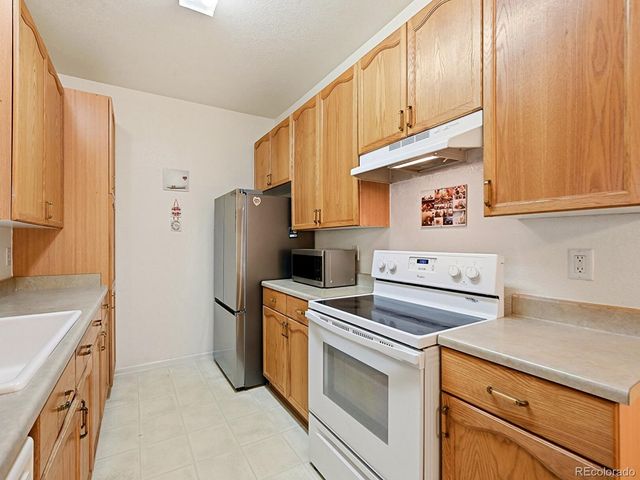 14261 E 1st Drive 108, Aurora, CO 80011