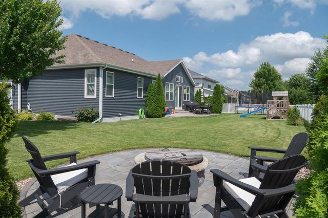 513 Chads Crossing, Verona, WI 53593