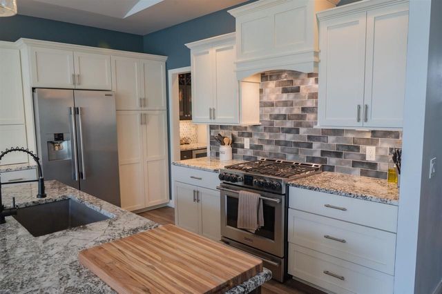 513 Chads Crossing, Verona, WI 53593