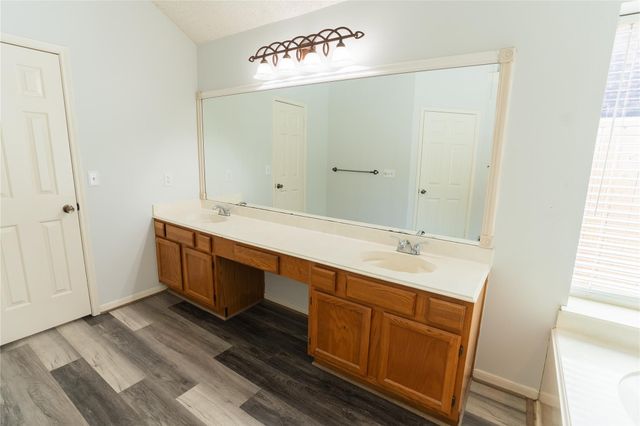 4007 Spring Forest Drive, Pearland, TX 77584