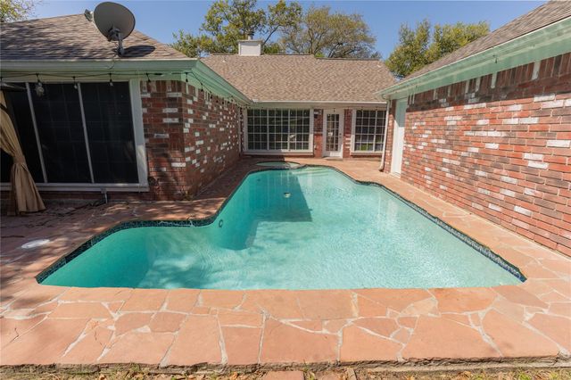 4007 Spring Forest Drive, Pearland, TX 77584