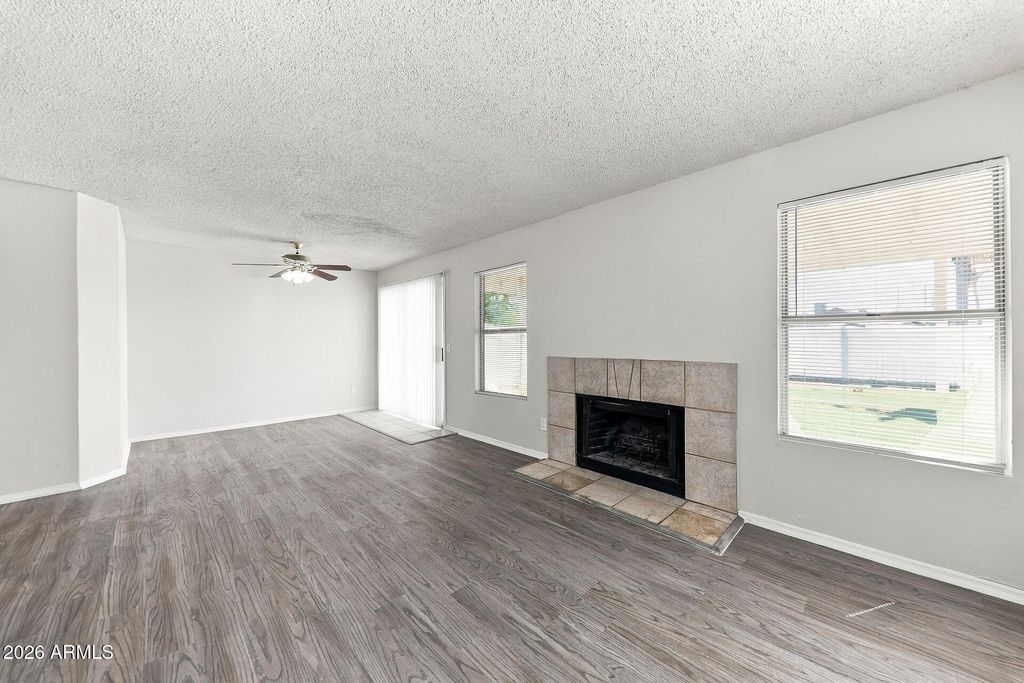 1401 E KERRY Lane, Phoenix, AZ 85024 — photo 4