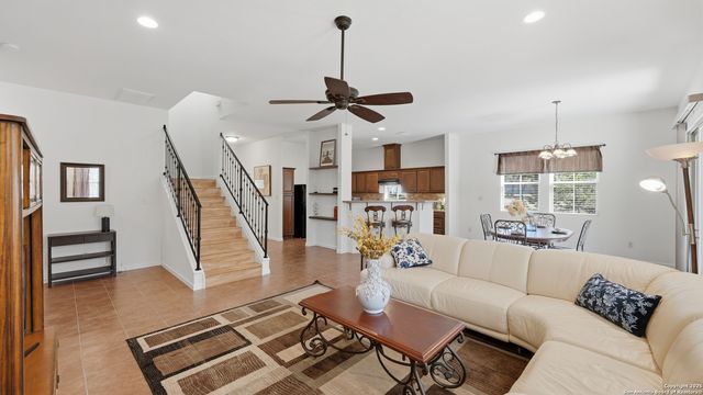 175 Crazy Horse Trail, Canyon Lake, TX 78133