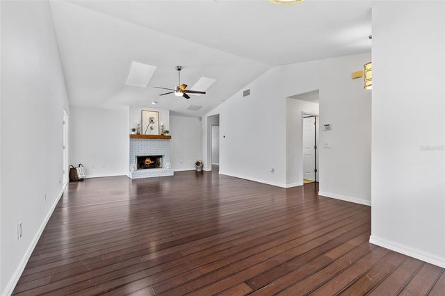155 E LAKE MARY AVENUE, Lake Mary, FL 32746