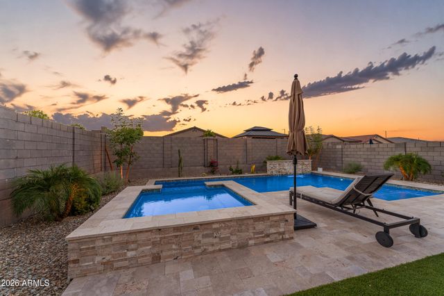 19326 W BADGETT Lane, Litchfield Park, AZ 85340