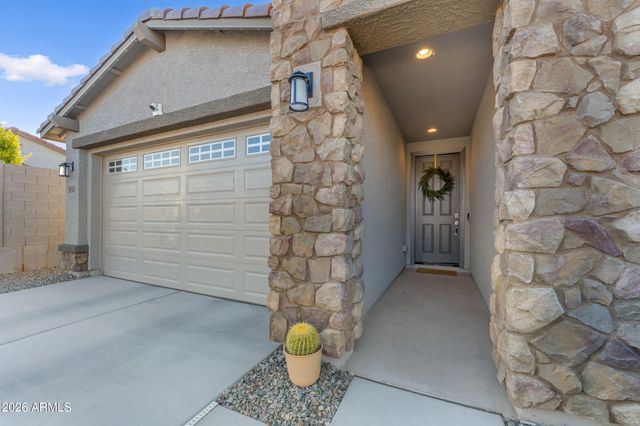 19326 W BADGETT Lane, Litchfield Park, AZ 85340