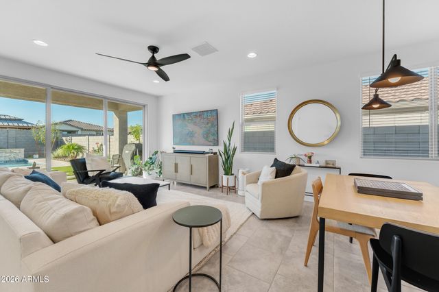19326 W BADGETT Lane, Litchfield Park, AZ 85340