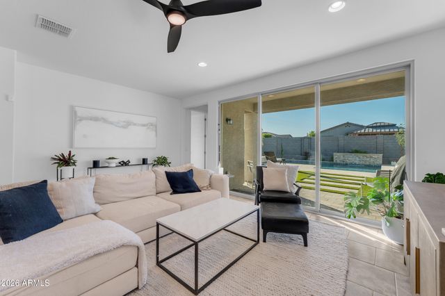 19326 W BADGETT Lane, Litchfield Park, AZ 85340