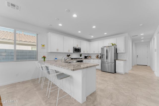 19326 W BADGETT Lane, Litchfield Park, AZ 85340