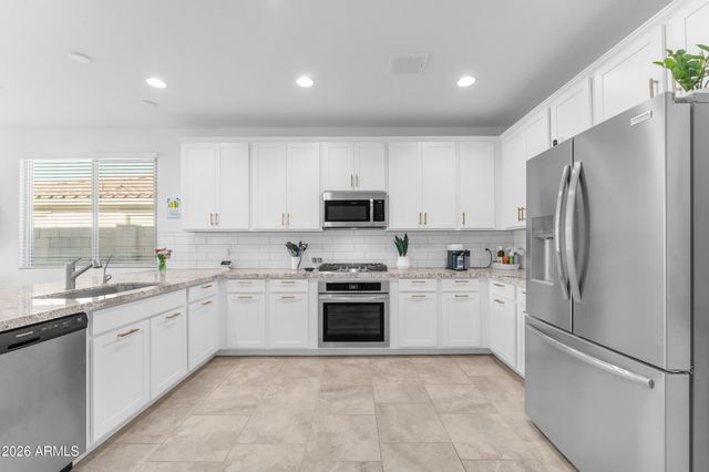 19326 W BADGETT Lane, Litchfield Park, AZ 85340