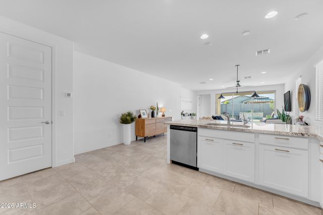 19326 W BADGETT Lane, Litchfield Park, AZ 85340