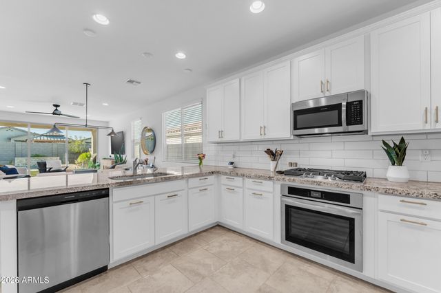 19326 W BADGETT Lane, Litchfield Park, AZ 85340