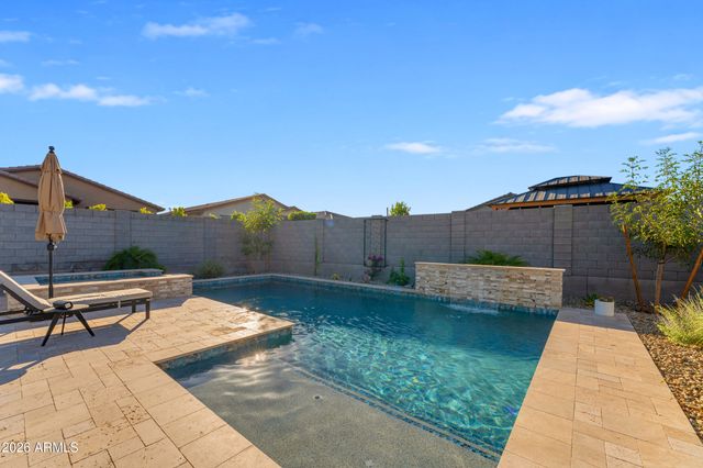 19326 W BADGETT Lane, Litchfield Park, AZ 85340