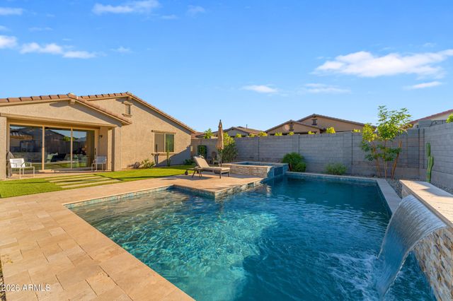 19326 W BADGETT Lane, Litchfield Park, AZ 85340