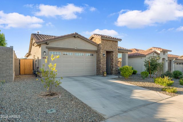 19326 W BADGETT Lane, Litchfield Park, AZ 85340