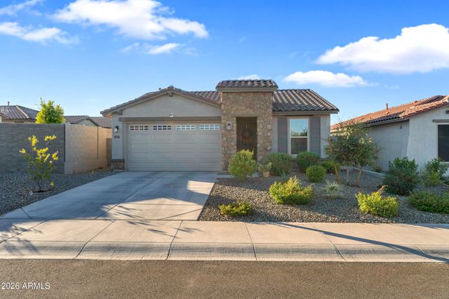 19326 W BADGETT Lane, Litchfield Park, AZ 85340