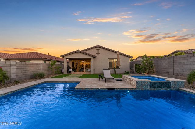 19326 W BADGETT Lane, Litchfield Park, AZ 85340