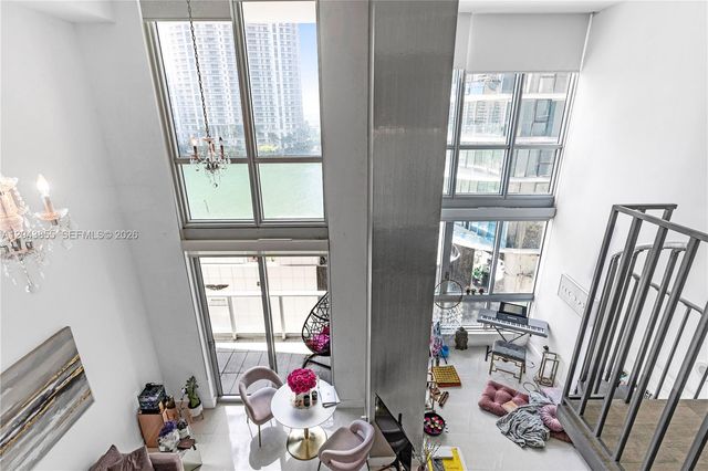 300 S Biscayne Boulevard L612, Miami, FL 33131
