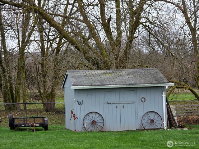 1294 Boistfort Road, Curtis, WA 98532