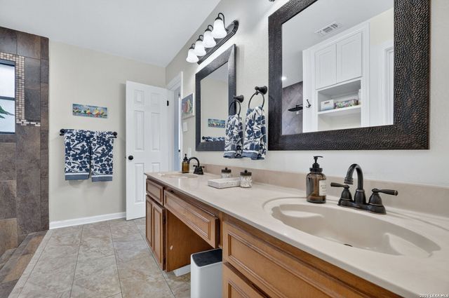 5527 Timber Bark, San Antonio, TX 78250