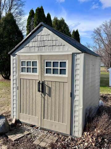 103 Park Street, Spillville, IA 52168