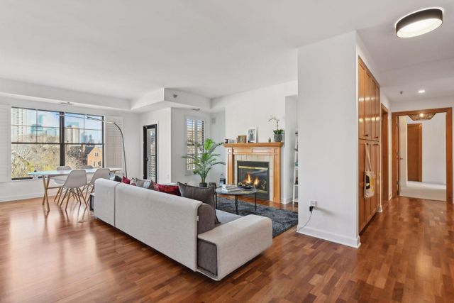 317 Groveland Avenue 620, Minneapolis, MN 55403
