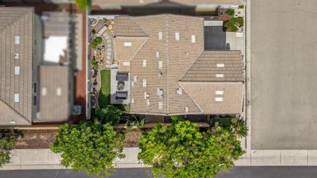 1502 N Reunion Way, Clovis, CA 93619