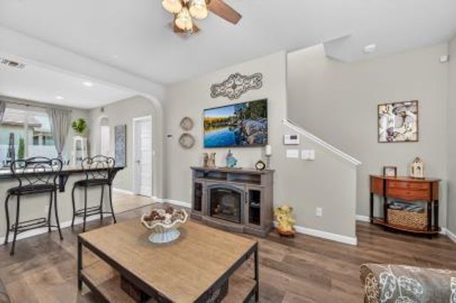 1502 N Reunion Way, Clovis, CA 93619