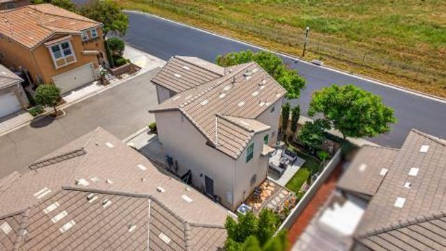 1502 N Reunion Way, Clovis, CA 93619