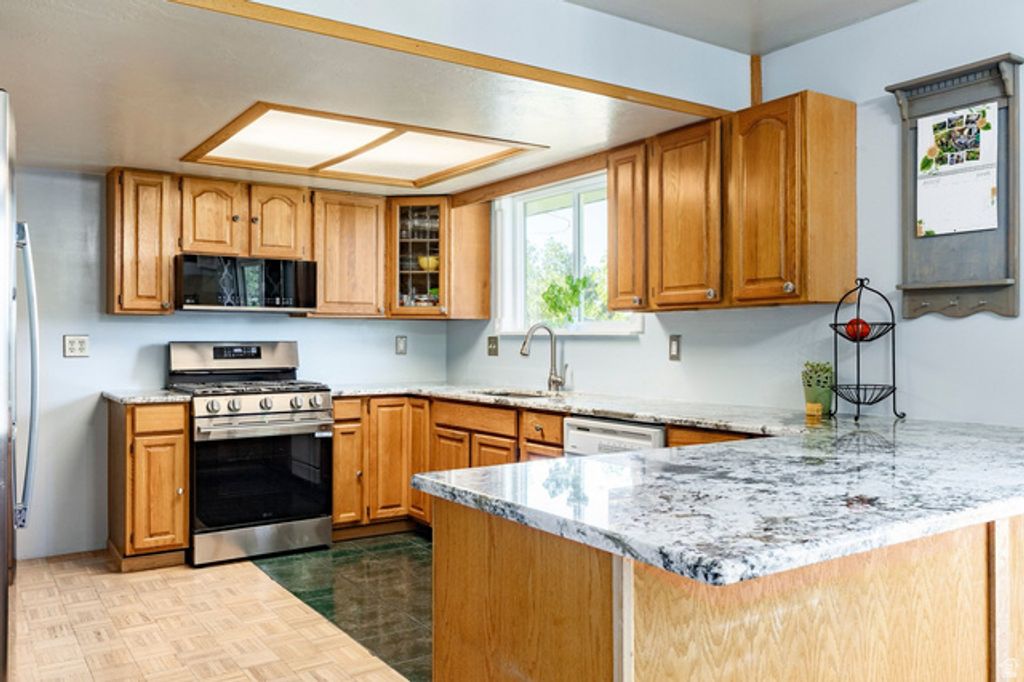 11548 S HIGH MESA DRIVE, Sandy, UT 84092 — photo 4