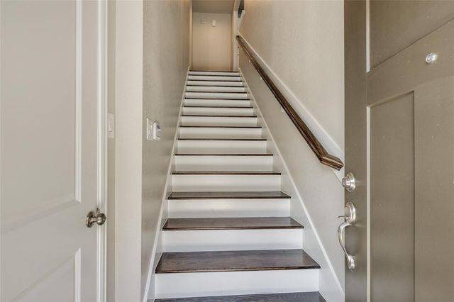 221 Park Place Circle C, Waller, TX 77484